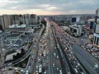 Kısıtlama Öncesi Trafik Durma Noktasına Geldi