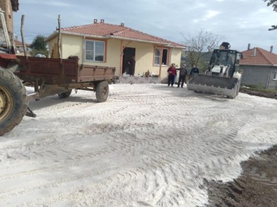 Manyas'ta Dezavantajlı Vatandaş Ev Sahibi Yapıldı