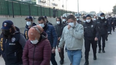 'Pandemide Devlet Yardım Yapacak' Yalanıyla Büyük Vurgun Yapan 15 Kişi Tutuklandı