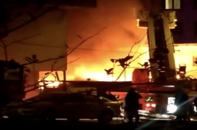 Sancaktepe'de İş Yerinde Korkutan Yangın