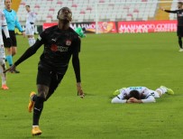 Sivasspor, Sahasında 158 Gün Sonra Kazandı