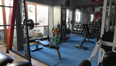 Spor Salonları Kapatılan Dört İlden Biri Olan Isparta'da Salon Sahipleri Destek Bekliyor