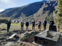 Trabzonspor Başkanı Ağaoğlu'ndan Sümer'in Mezarına Ziyaret Haberi