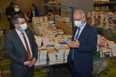 Yıldırım'ın 'Uyumayan Kütüphanesi'ne Tam Not