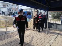 Adana'da Jandarma 5 Hırsızlık Olayını Gerçekleştiren Şüphelileri Yakaladı Haberi