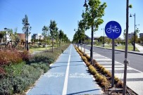 Aliağa Belediyesi Kentte Bisiklet Yolu Ağını Genişletiyor Haberi
