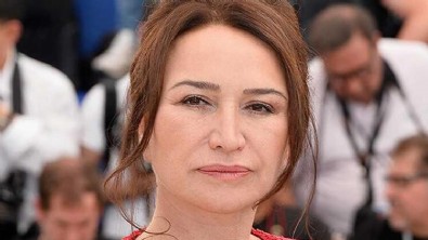 Demet Akbağ filmine sahip çıktı