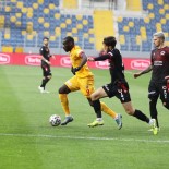 4 Gol VAR'dan Döndü