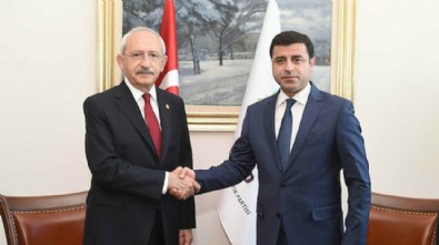 CHP'den terörden tutuklu HDP'li Selahattin Demirtaş'a skandal ziyaret