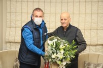 Abdullah Avcı, Ahmet Suat Özyazıcı'yı Evinde Ziyaret Etti
