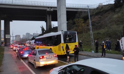 İstanbul'da Hafriyat Kamyonu İETT Otobüsüne Çarptı Açıklaması 9 Yaralı