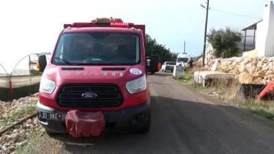 Mersin Valisi Su'dan Görme Engelli 2 Gence 'Akıllı Baston' Sürprizi