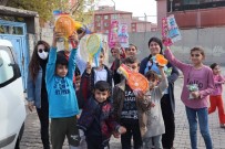Silopi'de Engelli Çocuklara Hediye Dağıtıldı Haberi