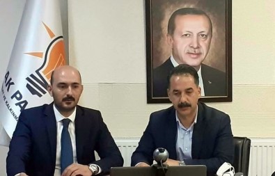 AK Parti Erzincan İl Başkanı Şireci Ve İlçe Başkanı Bulut'tan Yeni Yıl Mesajı