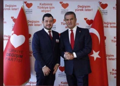 Fırat Bozfırat Türkiye Değişim Partisi Genel Başkan Yardımcısı oldu