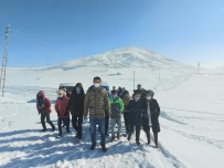 Çaldıran'da Kayak Sezonu Açıldı Haberi