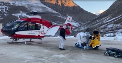 Kalp Krizi Geçiren Kadının İmdadına Helikopter Yetişti