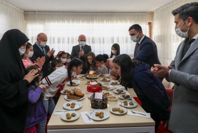 Vali Varol'dan, Çocuk Evleri Sitesinde Kalan Çocuklara Ziyaret