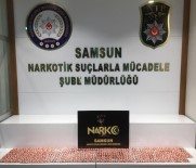 Yunus Polisleri Şüpheli Araçtan Uyuşturucu Hap Ele Geçirdi