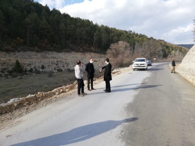 Köy Yollarına Beton Asfalt Çalışmaları