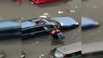 Beyrut'u Şiddetli Yağmur Vurdu, Onlarca Araç Suya Gömüldü