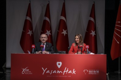 CHP'de üst düzey kriz! Fatma Köse ile Aylin Nazlıaka Kılıçdaroğlu'nun önünde tartıştı.