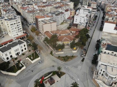 Hatay'da Sokağa Çıkma Kısıtlaması Sonrası Caddeler Sessizliğe Büründü