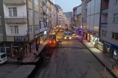 Akdağmadeni Belediyesi'nden Sokağa Çıkma Kısıtlamasında Yoğun Çalışma