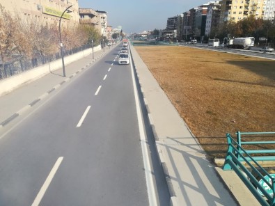 Turgutlu'da Yol Şerit Çizgileri Yenilendi