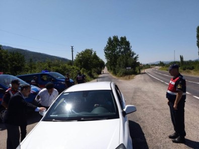 Simav'da 75 Araç Trafikten Men Edildi