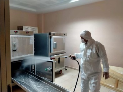 Gölmarmara'da Hijyen Çalışmaları Devam Ediyor