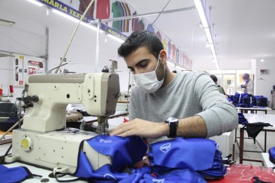 Konuşma Engelli Gencin Azmi, KISGEB Desteğiyle 25 Kişiye Ekmek Kapısı Oldu