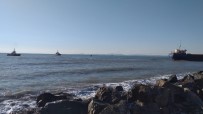 KARGO GEMİSİ - Hatay'da Karaya Oturan Gemi, Römorklar Yardımı İle Kurtarıldı