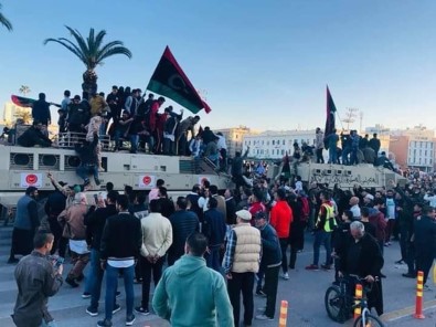 Libya'da BAE Karşıtı Protesto