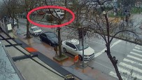 YAŞLI KADIN - Minibüsün Yaşlı Kadına Çarparak Ölümüne Sebep Olan Kaza Güvenlik Kamerasında