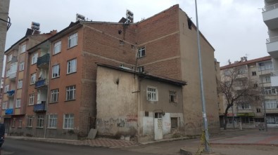 SAÜ, Elazığ Depremi Araştırma Grubu Hasar Ön Değerlendirmesini Yaptı