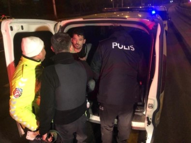 Başkent'te Polisten Kaçan Alkollü Ve Ehliyetsiz Sürücü Kaza Yaptı Açıklaması 1 Yaralı