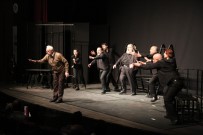 AZİZ NESİN - Efeler'de 'Memleketin Kısmeti' Adlı Müzikli Güldürü Beğeni Topladı