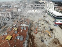 MUSTAFAPAŞA - Elazığ'da Depremde Hasar Gören Bina Çöktü