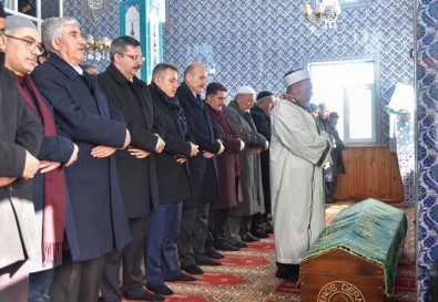 İçişleri Bakanı Soylu, Ağrı'da Cenaze Namazına Katıldı