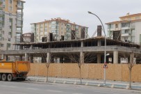 MALATYA İNÖNÜ ÜNIVERSITESI - Malatya'da İnşaatlara Beton Dökümü Durduruldu