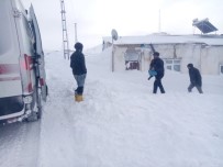 Yoğun Kar Nedeniyle Mahsur Kalan 293 Vatandaş Kurtarıldı Haberi