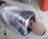 Engelli Genci Streç Filme Sarıp, Tekme-Tokat Atmışlardı