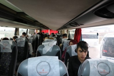 Bolu'da, 500 Göçmen Avrupa Hayaliyle Edirne'ye Yola Çıktı