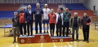 Masa Tenisinde Dereceye Girenler Ödüllendirildi