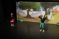 ÖĞRENCİLER - Büyükşehir'den Çocuklara Özel 2 Oyun