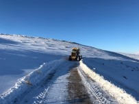 DOĞU ANADOLU - Çaldıran'da Karla Mücadele Çalışması