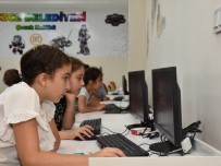 ÇOCUK KOROSU - Düzce Belediyesi Çocuk Kulübüne 4 Yeni Branş Eklendi