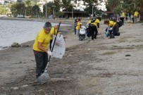 ÇEVRE TEMİZLİĞİ - Gönüllüler Çevre Temizliği Yaptı