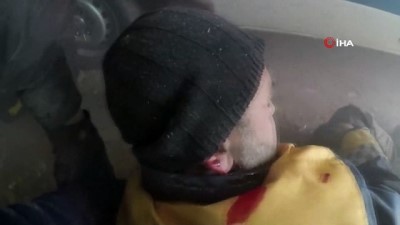 İdlib'de Hava Saldırısı Açıklaması 2 Sivil Savunma Görevlisi Yaralı